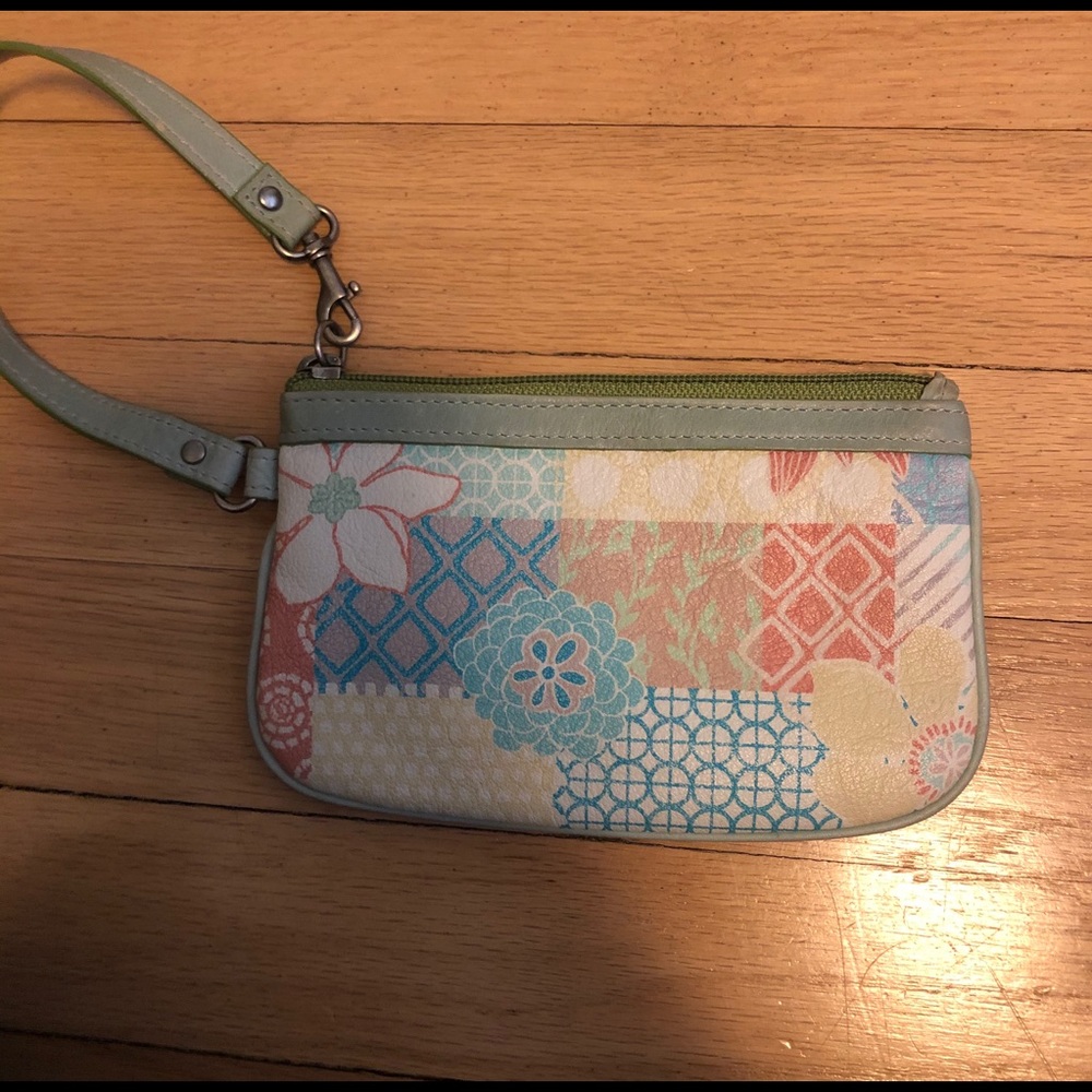 Fossil Wristlet